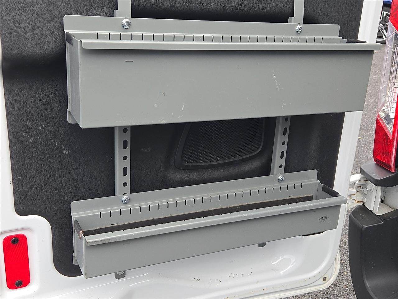 Ford Transit 150 Van Low Roof w/Sliding Pass. 148-in. WB 2017