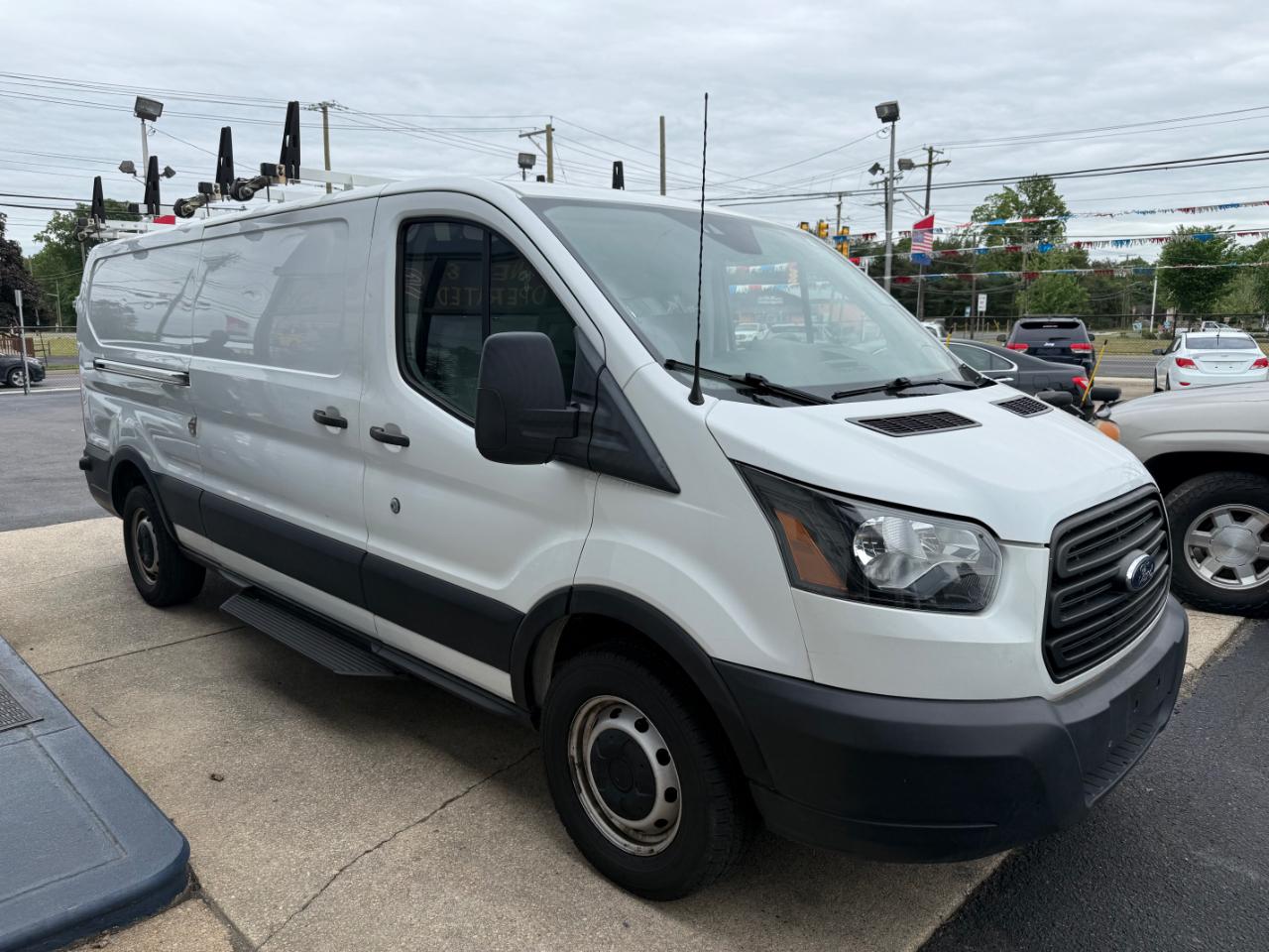 2019 Ford Transit 350 Van Low Roof w/Sliding Pass. 148-in. WB