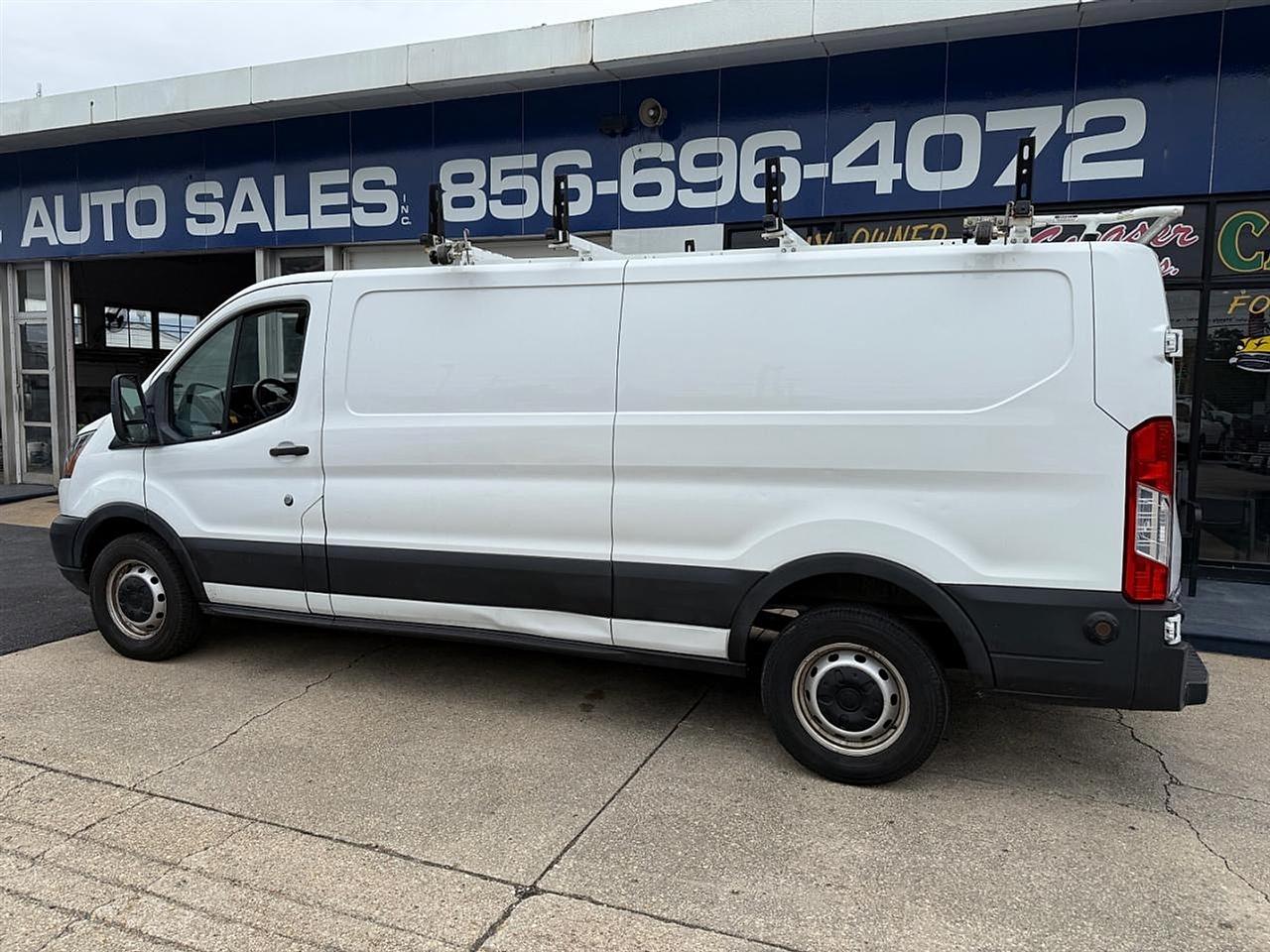 Ford Transit 350 Van Low Roof w/Sliding Pass. 148-in. WB 2019