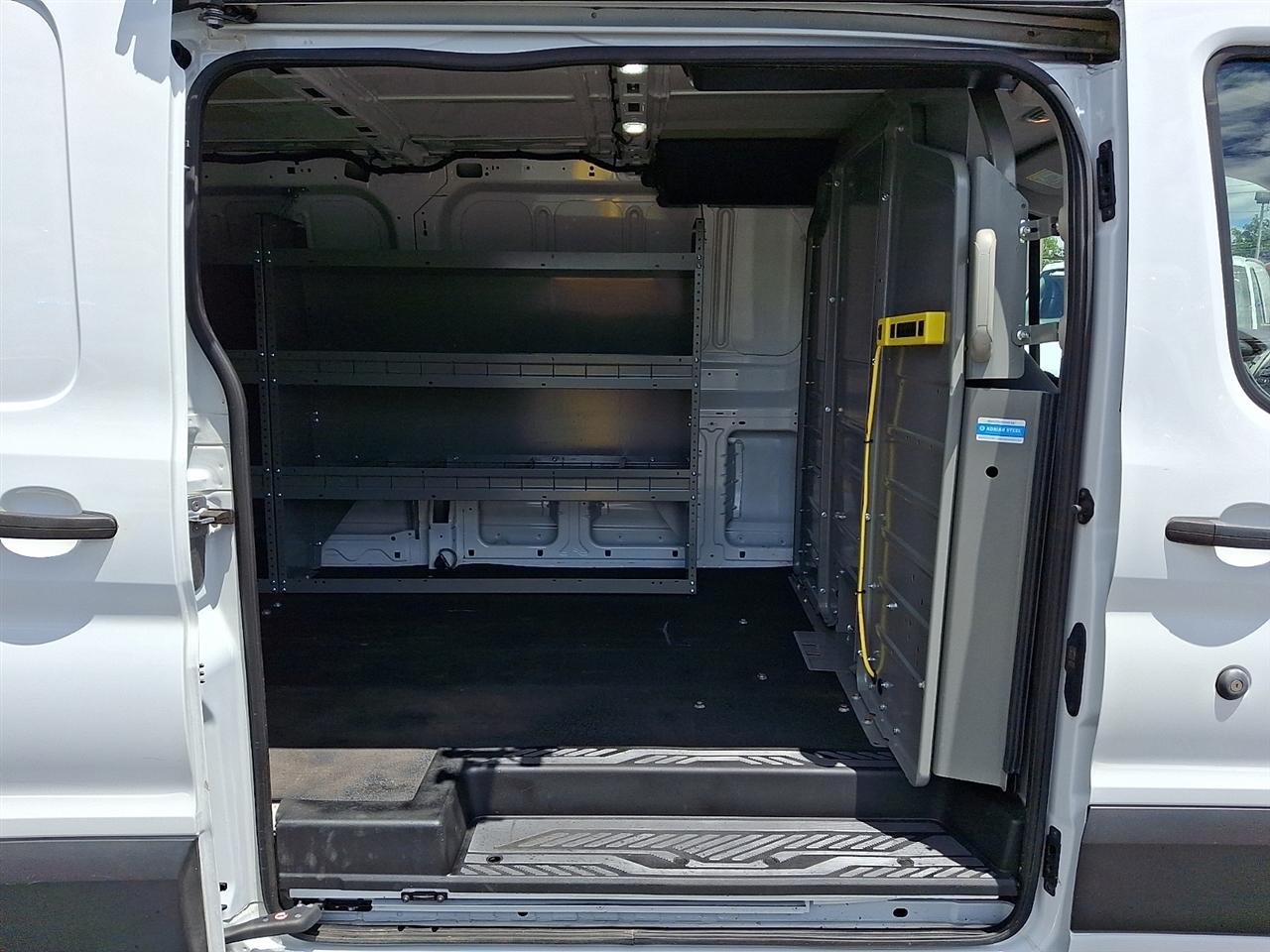 Ford Transit 350 Van Low Roof w/Sliding Pass. 148-in. WB 2019