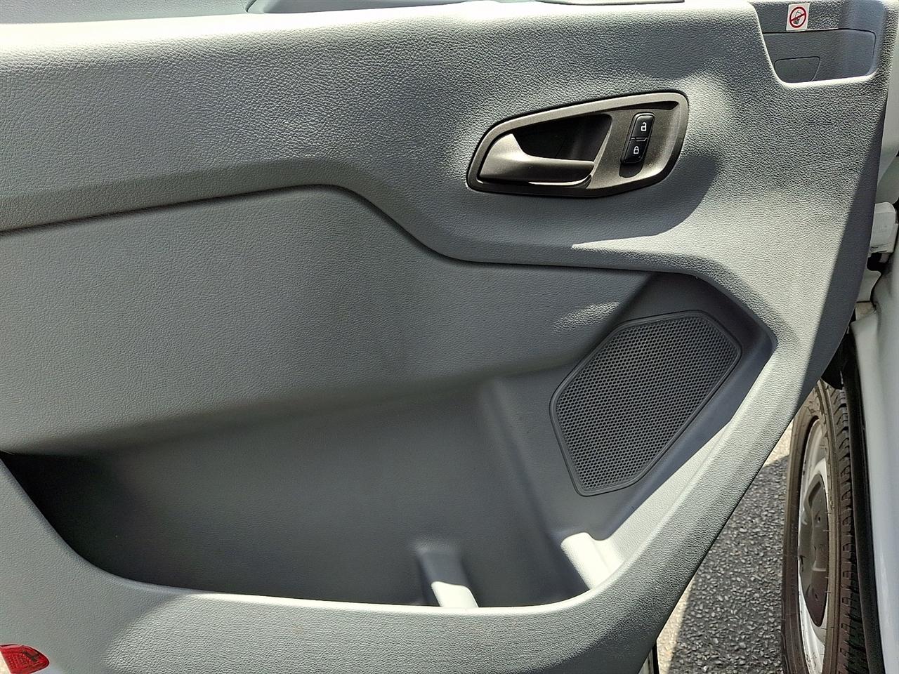 Ford Transit 350 Van Low Roof w/Sliding Pass. 148-in. WB 2019