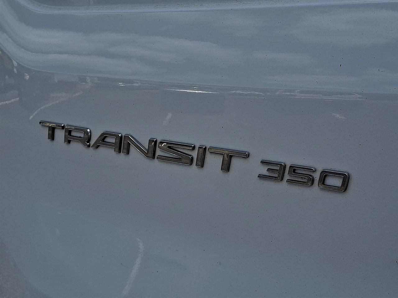 Ford Transit 350 Van Low Roof w/Sliding Pass. 148-in. WB 2019