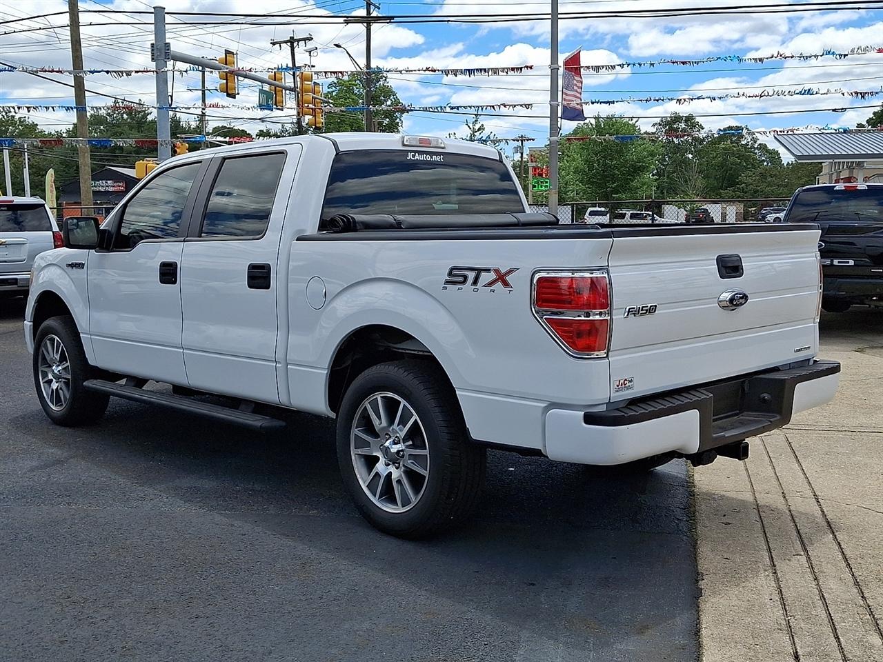 Ford F-150 XLT SuperCrew 6.5-ft. Bed 2WD 2014