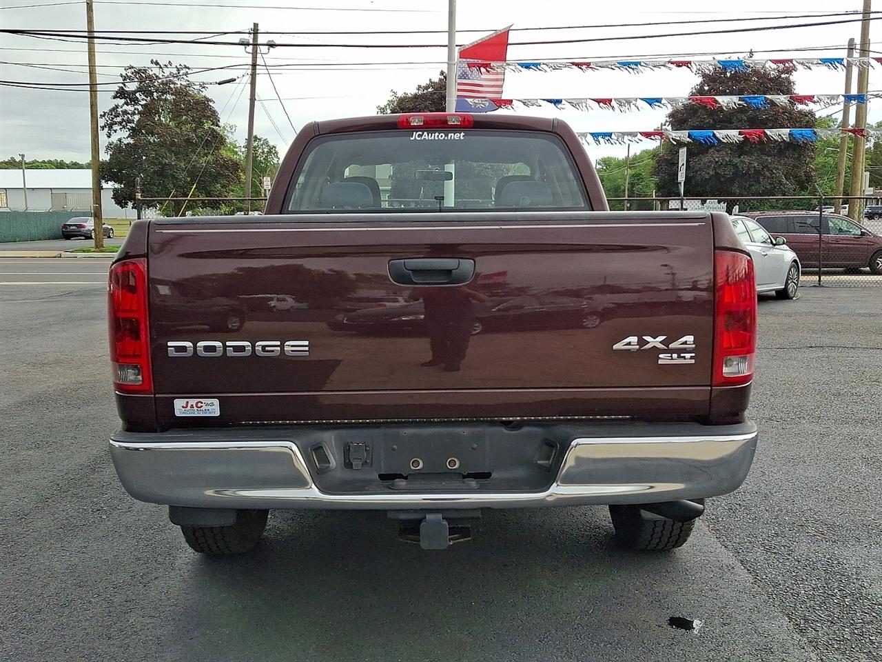 Dodge Ram 1500 Laramie Quad Cab 4WD 2004