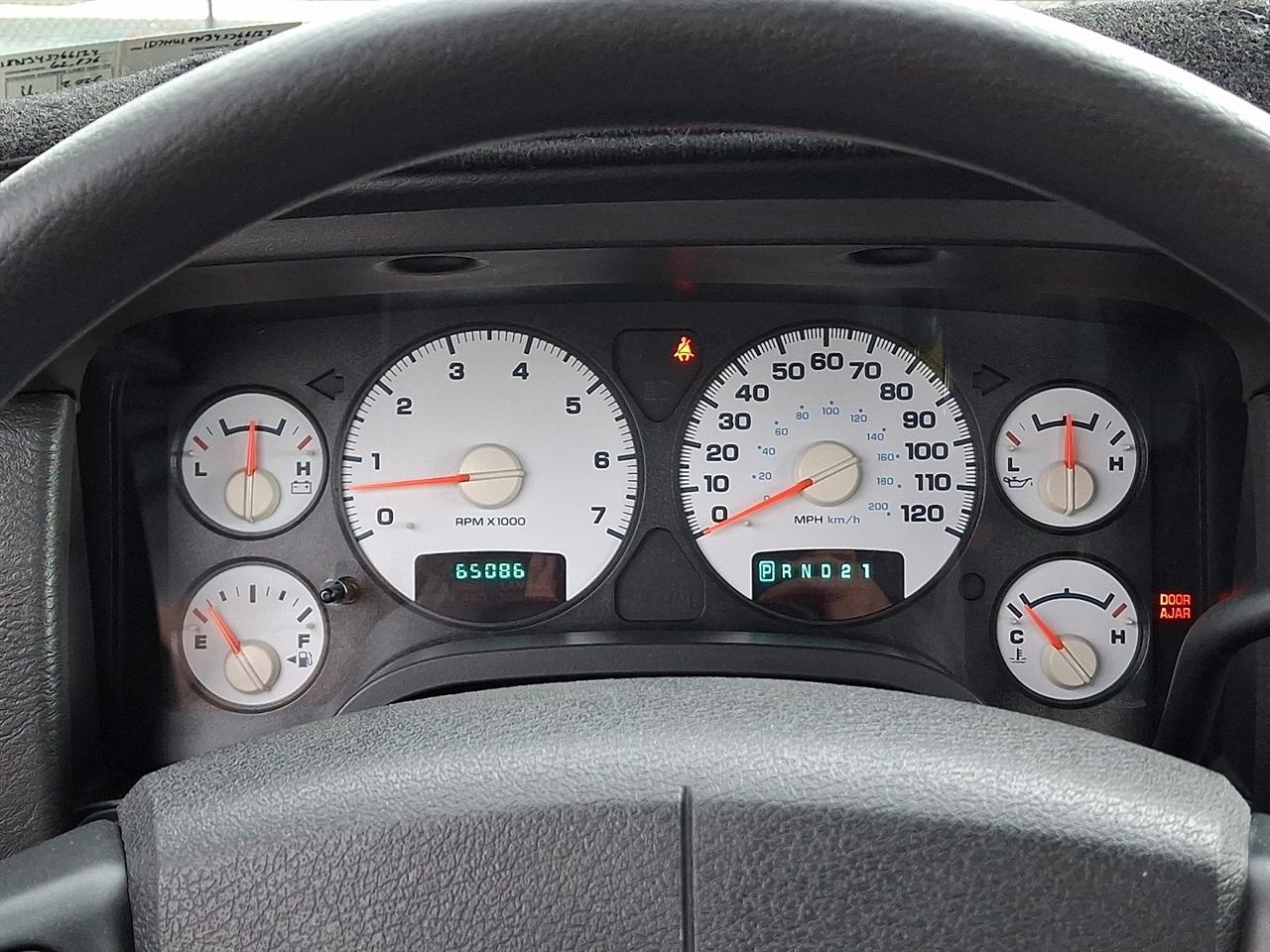 Dodge Ram 1500 Laramie Quad Cab 4WD 2004