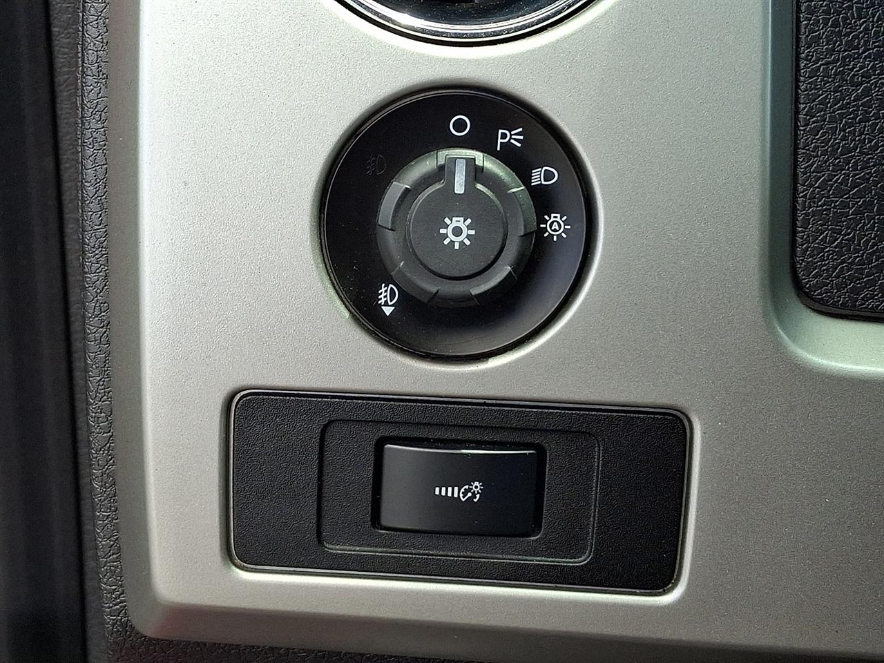 Ford F-150 Lariat SuperCab 6.5-ft. Bed 2WD 2014
