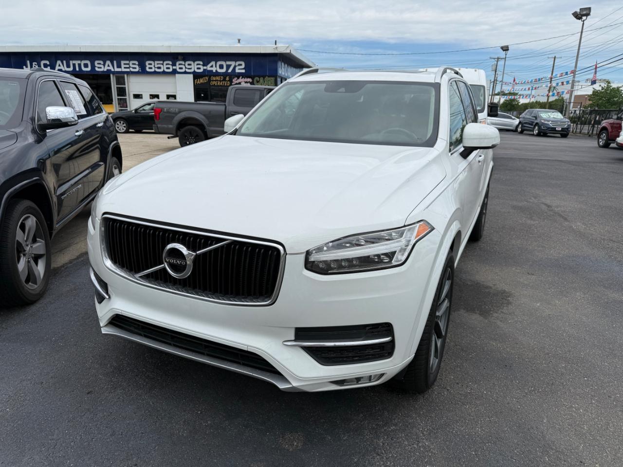 Volvo XC90 T6 Momentum AWD 2019