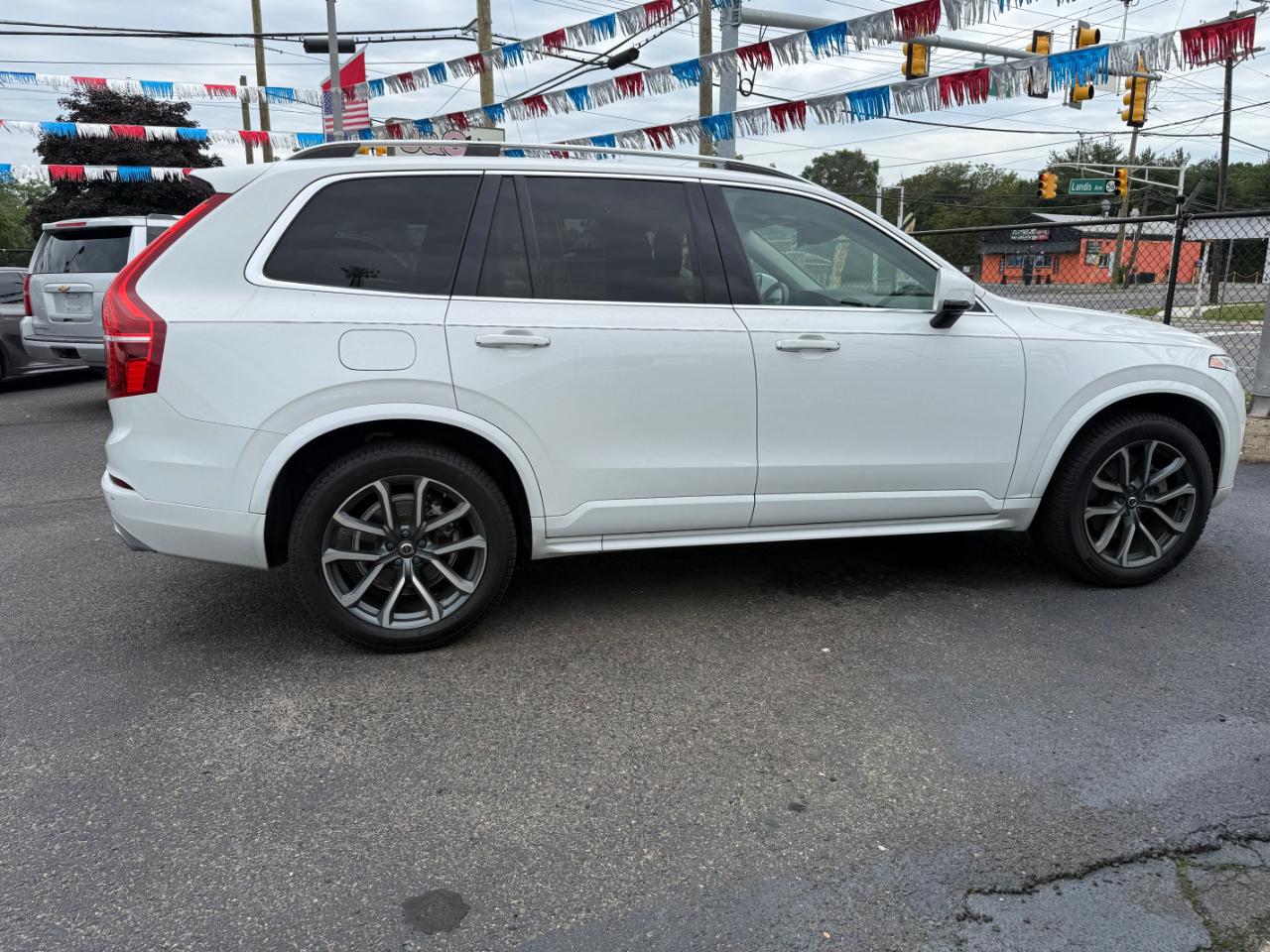 Volvo XC90 T6 Momentum AWD 2019