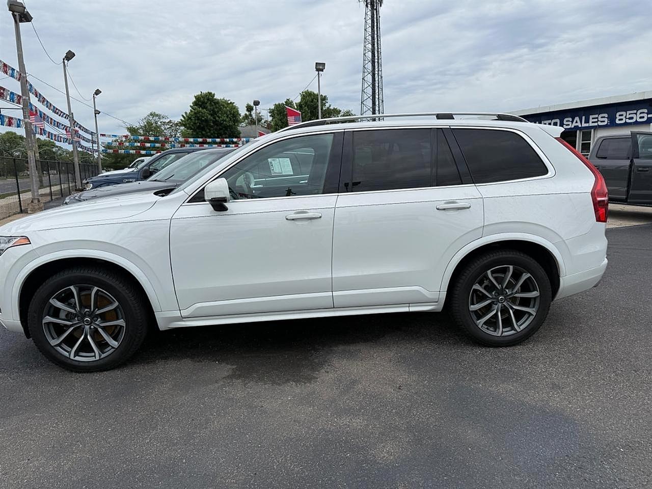 Volvo XC90 T6 Momentum AWD 2019