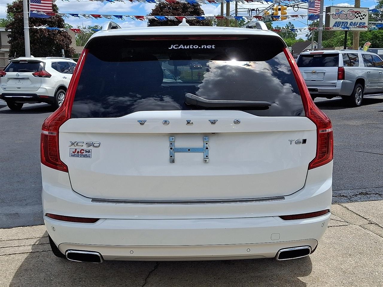 Volvo XC90 T6 Momentum AWD 2019