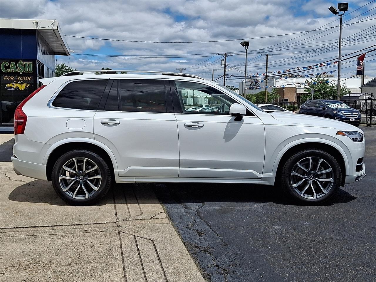 Volvo XC90 T6 Momentum AWD 2019