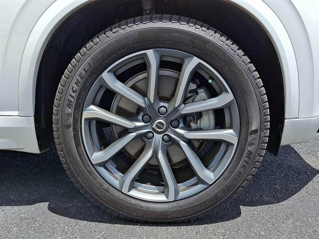Volvo XC90 T6 Momentum AWD 2019