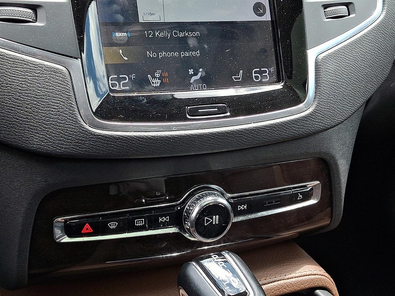Volvo XC90 T6 Momentum AWD 2019