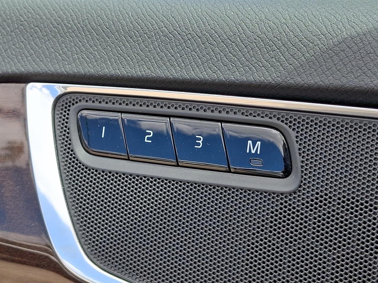 Volvo XC90 T6 Momentum AWD 2019
