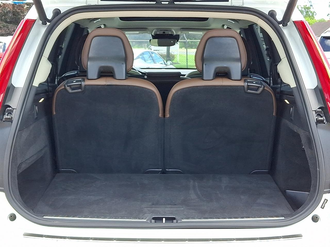 Volvo XC90 T6 Momentum AWD 2019