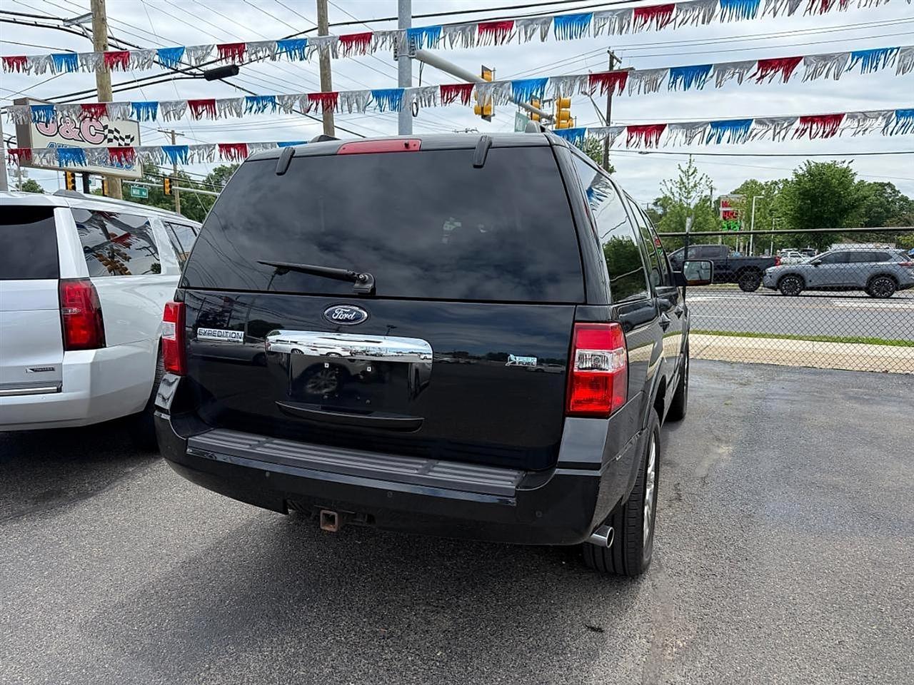 Ford Expedition Limited 2WD 2014
