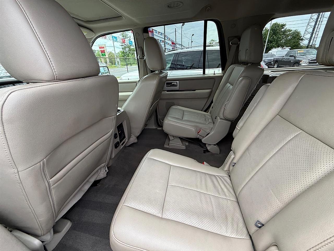 Ford Expedition Limited 2WD 2014