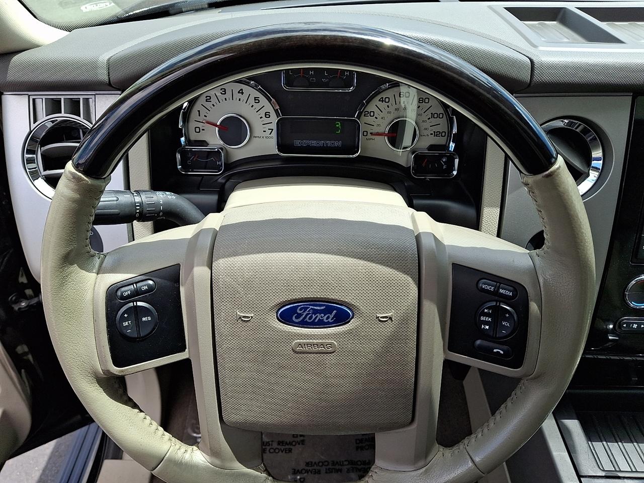 Ford Expedition Limited 2WD 2014