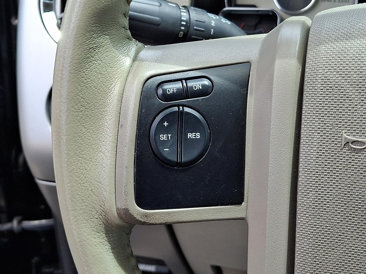 Ford Expedition Limited 2WD 2014