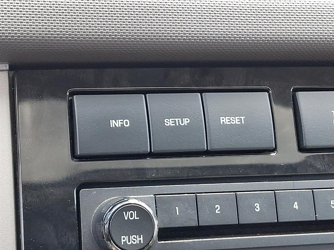 Ford Expedition Limited 2WD 2014