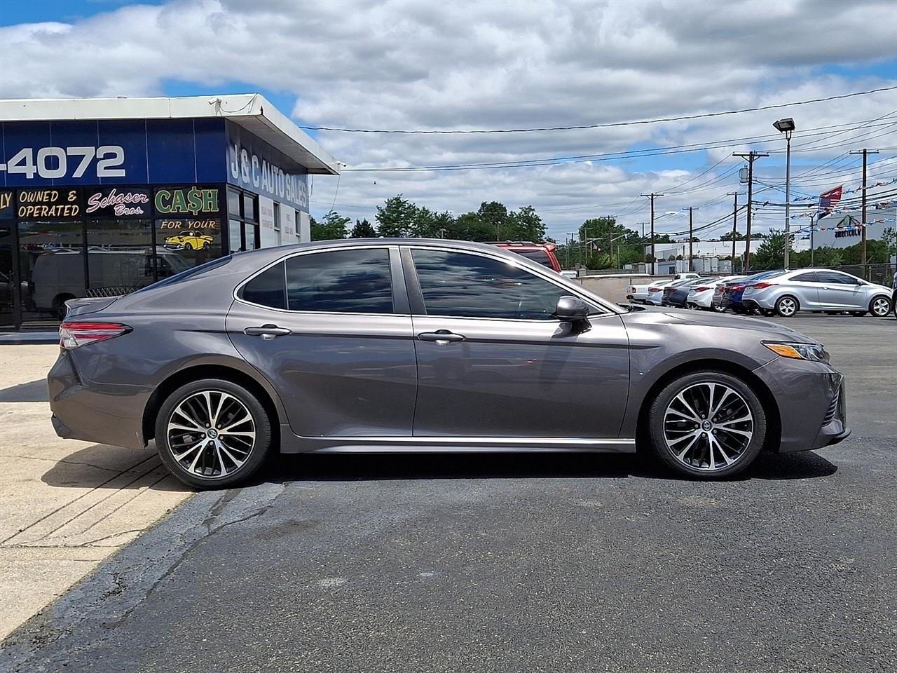 Toyota Camry LE 2018