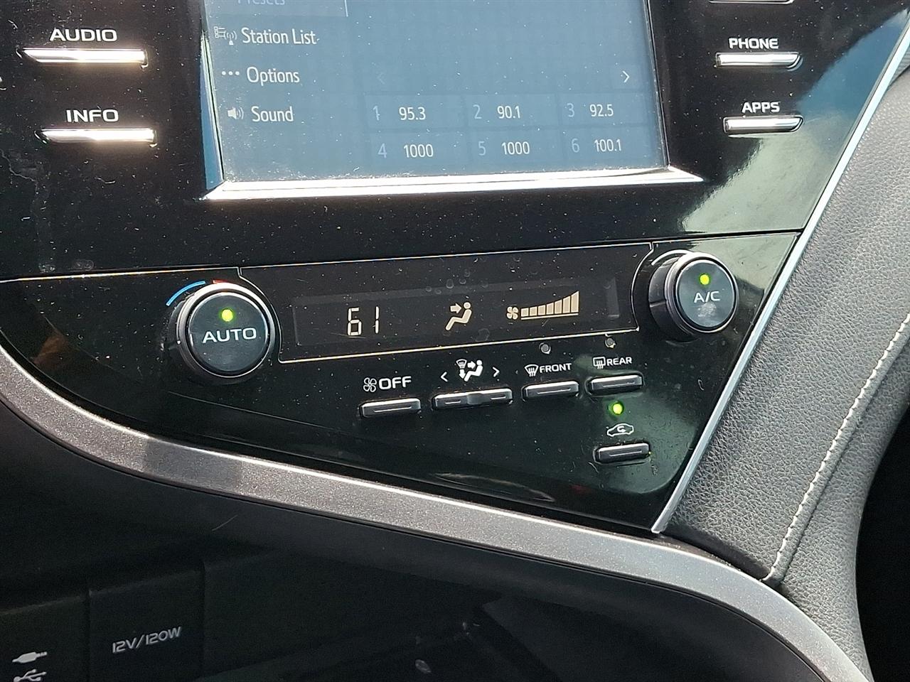 Toyota Camry LE 2018