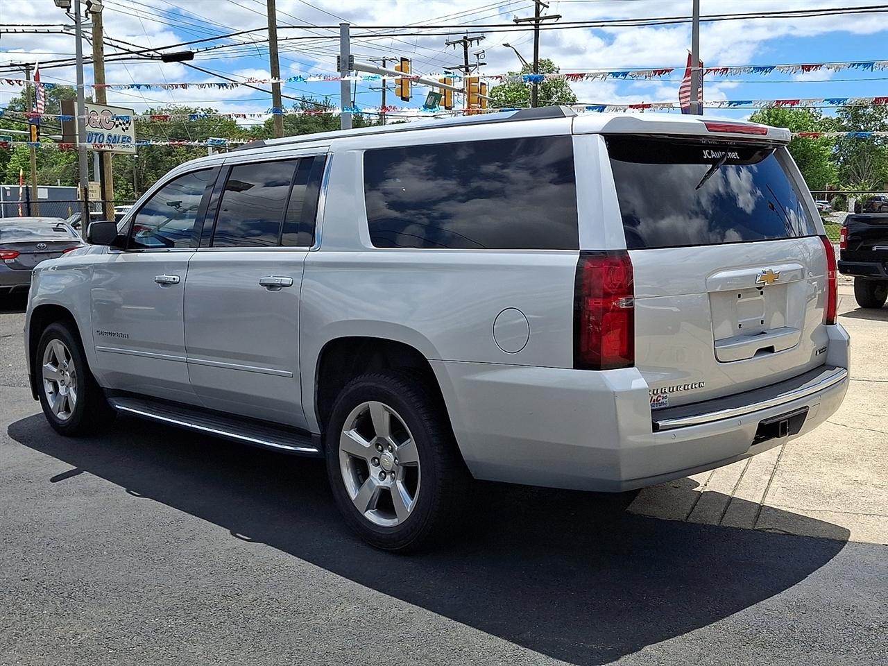 Chevrolet Suburban Premier 2WD 2018