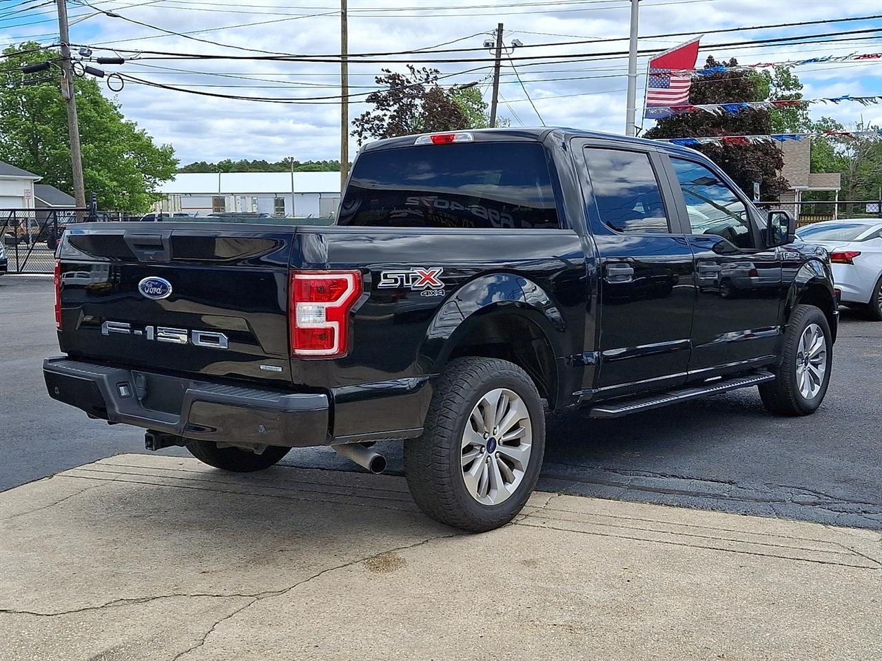 Ford F-150 XL SuperCrew 5.5-ft. Bed 4WD 2018