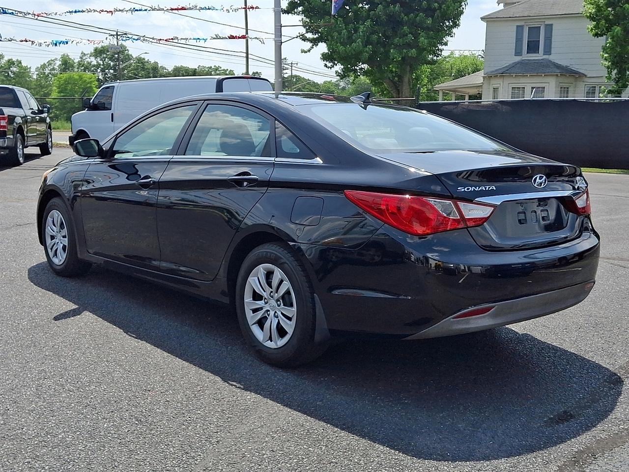 Hyundai Sonata  2012