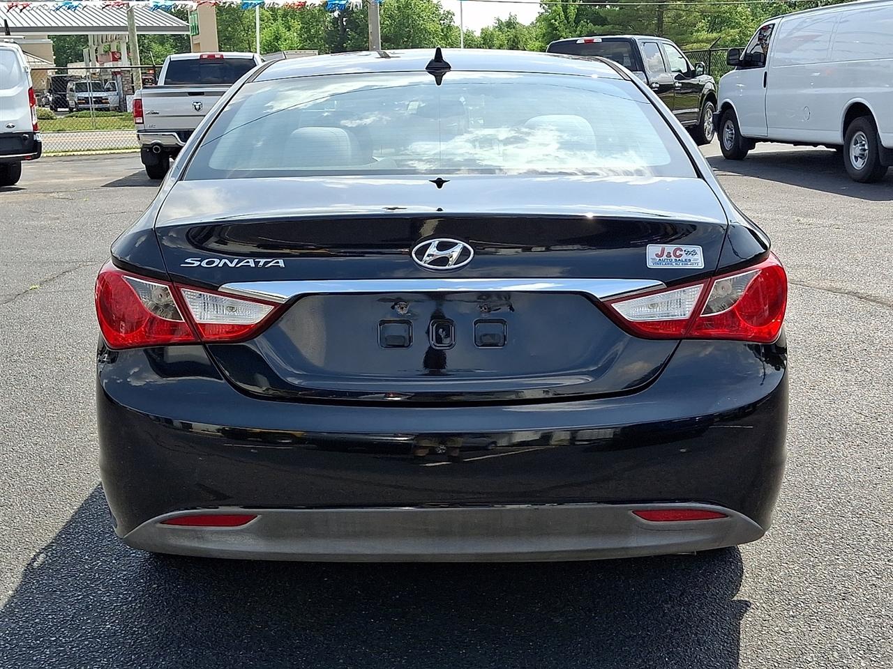 Hyundai Sonata  2012