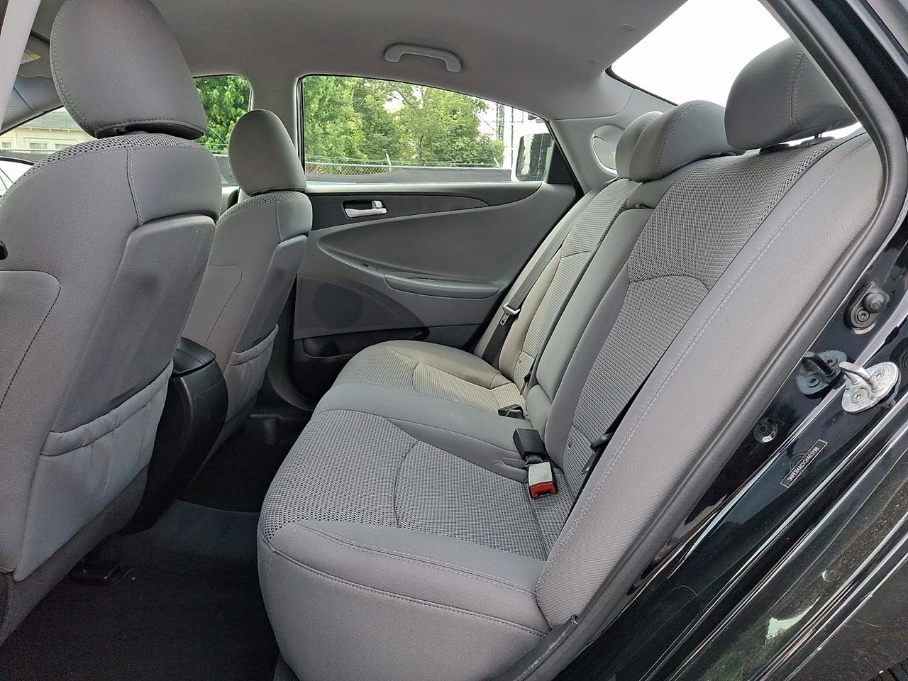 Hyundai Sonata  2012