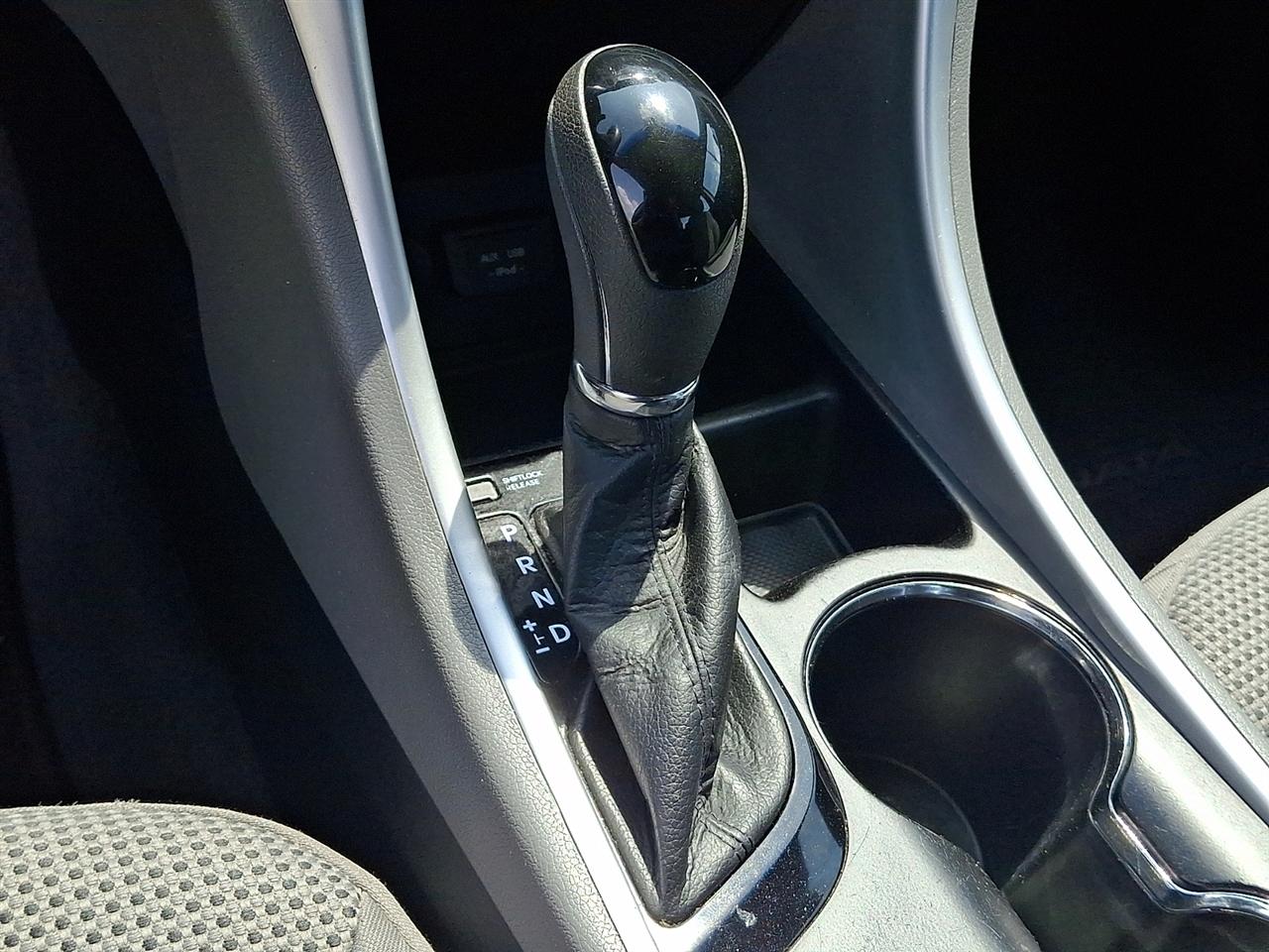 Hyundai Sonata  2012