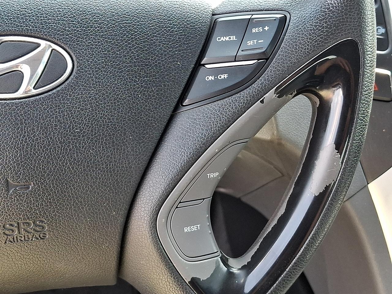 Hyundai Sonata  2012