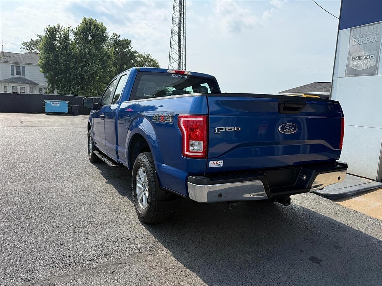 Ford F-150 Lariat SuperCab 8-ft. 4WD 2017