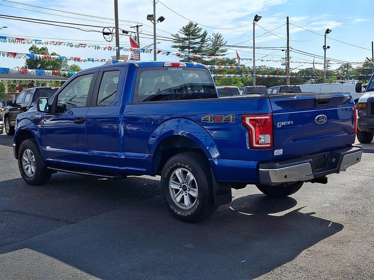 Ford F-150 Lariat SuperCab 8-ft. 4WD 2017