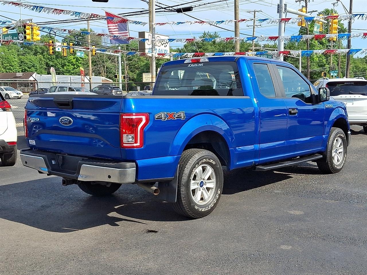 Ford F-150 Lariat SuperCab 8-ft. 4WD 2017
