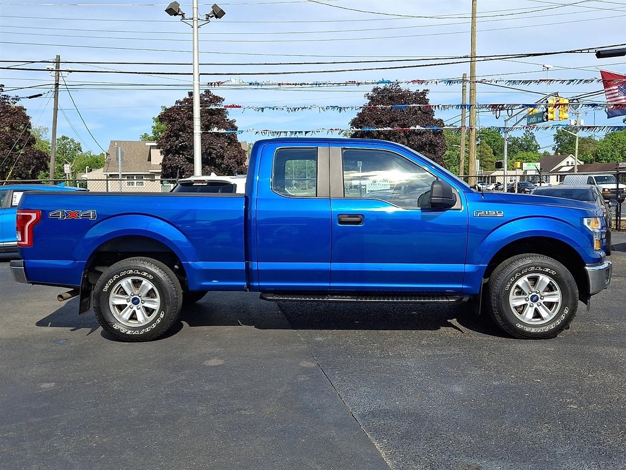 Ford F-150 Lariat SuperCab 8-ft. 4WD 2017