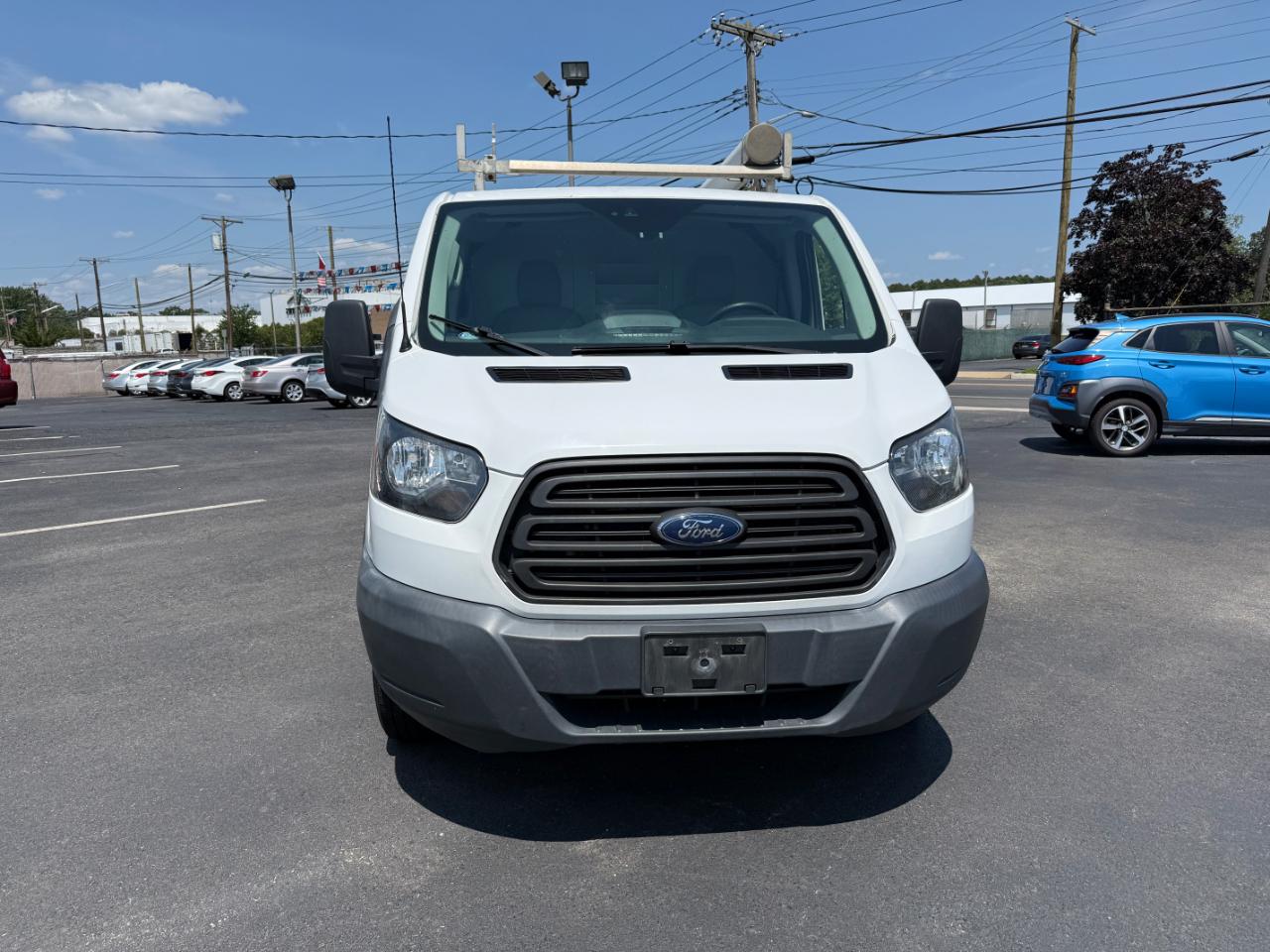 Ford Transit 250 Van Low Roof 60/40 Pass.130-in. WB 2018
