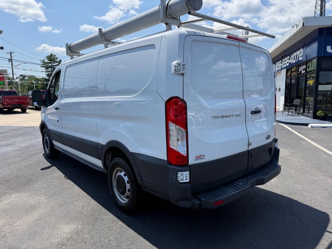 Ford Transit 250 Van Low Roof 60/40 Pass.130-in. WB 2018