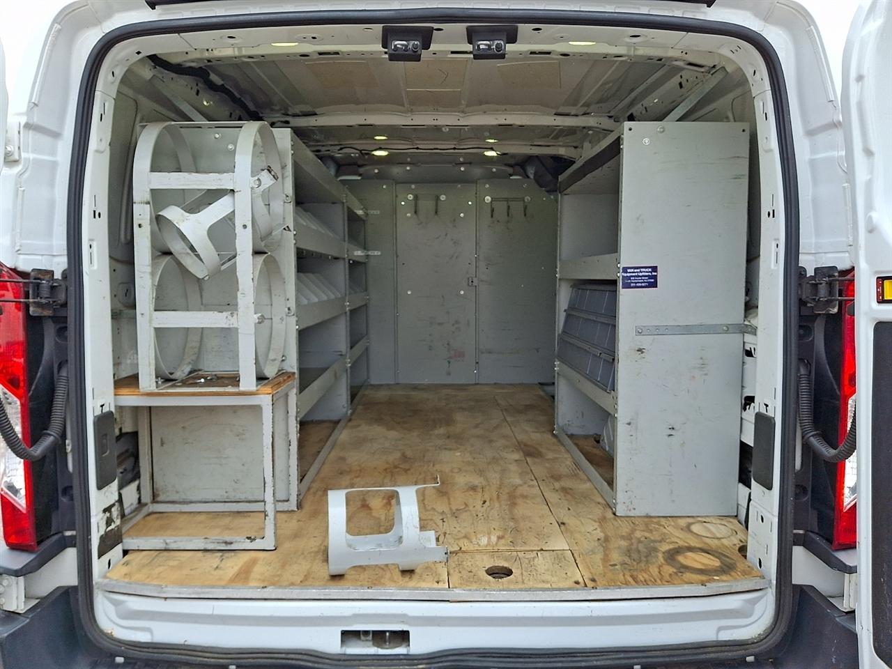 Ford Transit 250 Van Low Roof 60/40 Pass.130-in. WB 2018