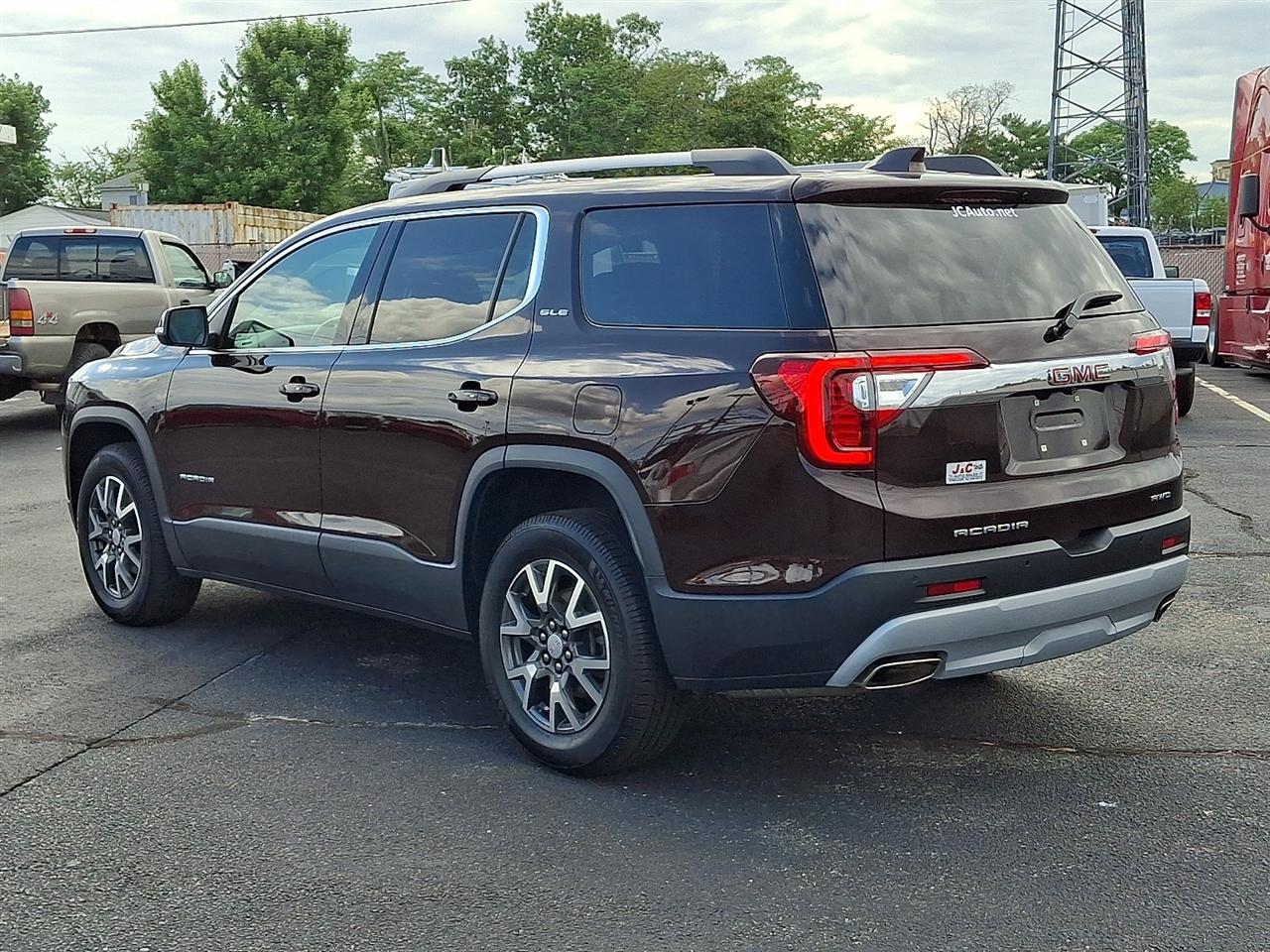GMC Acadia SLE-1 AWD 2020