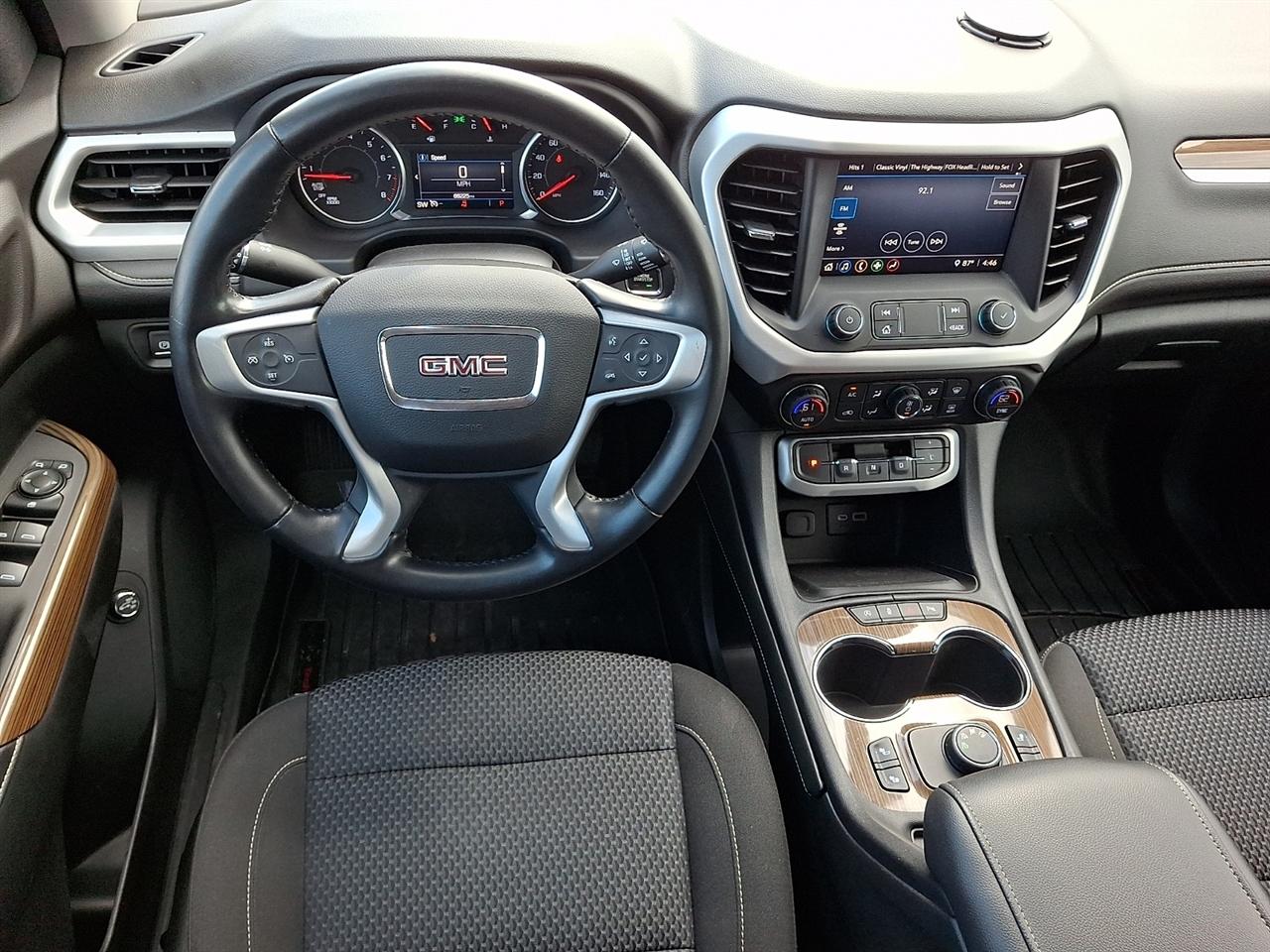 GMC Acadia SLE-1 AWD 2020