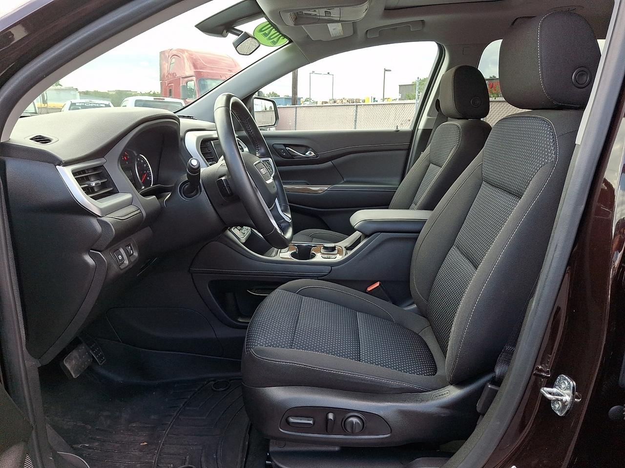 GMC Acadia SLE-1 AWD 2020