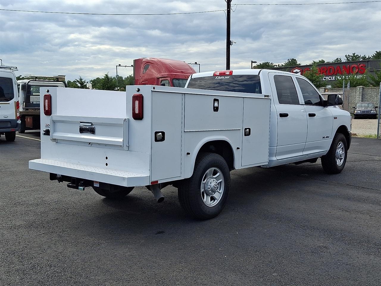 RAM 3500 Tradesman Crew Cab LWB 2WD 2022