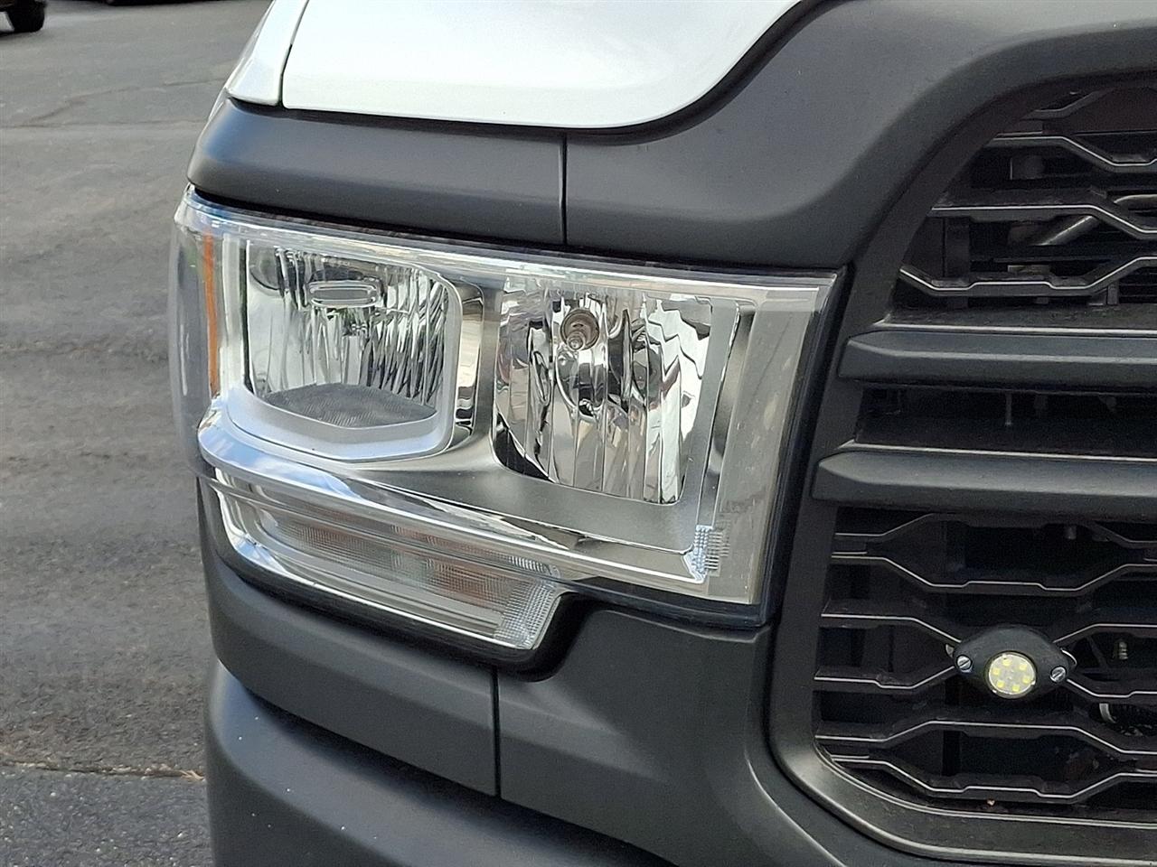 RAM 3500 Tradesman Crew Cab LWB 2WD 2022