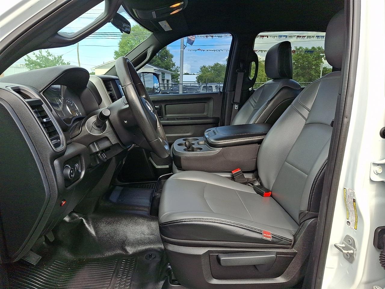RAM 3500 Tradesman Crew Cab LWB 2WD 2022