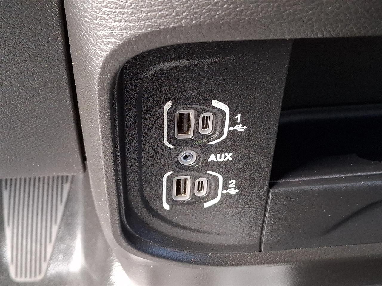 RAM 3500 Tradesman Crew Cab LWB 2WD 2022