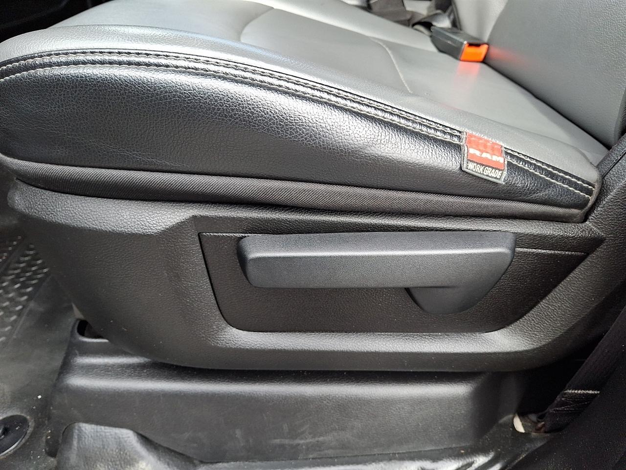RAM 3500 Tradesman Crew Cab LWB 2WD 2022