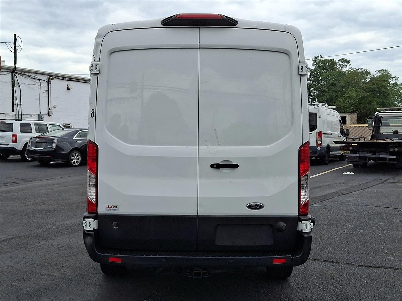 Ford Transit 350 Van Med. Roof w/Sliding Pass. 148-in. WB 2019