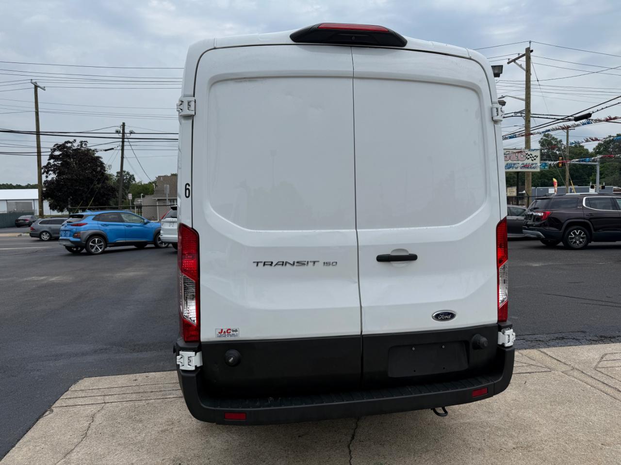 Ford Transit 150 Van Med. Roof w/Sliding Pass. 130-in. WB 2020